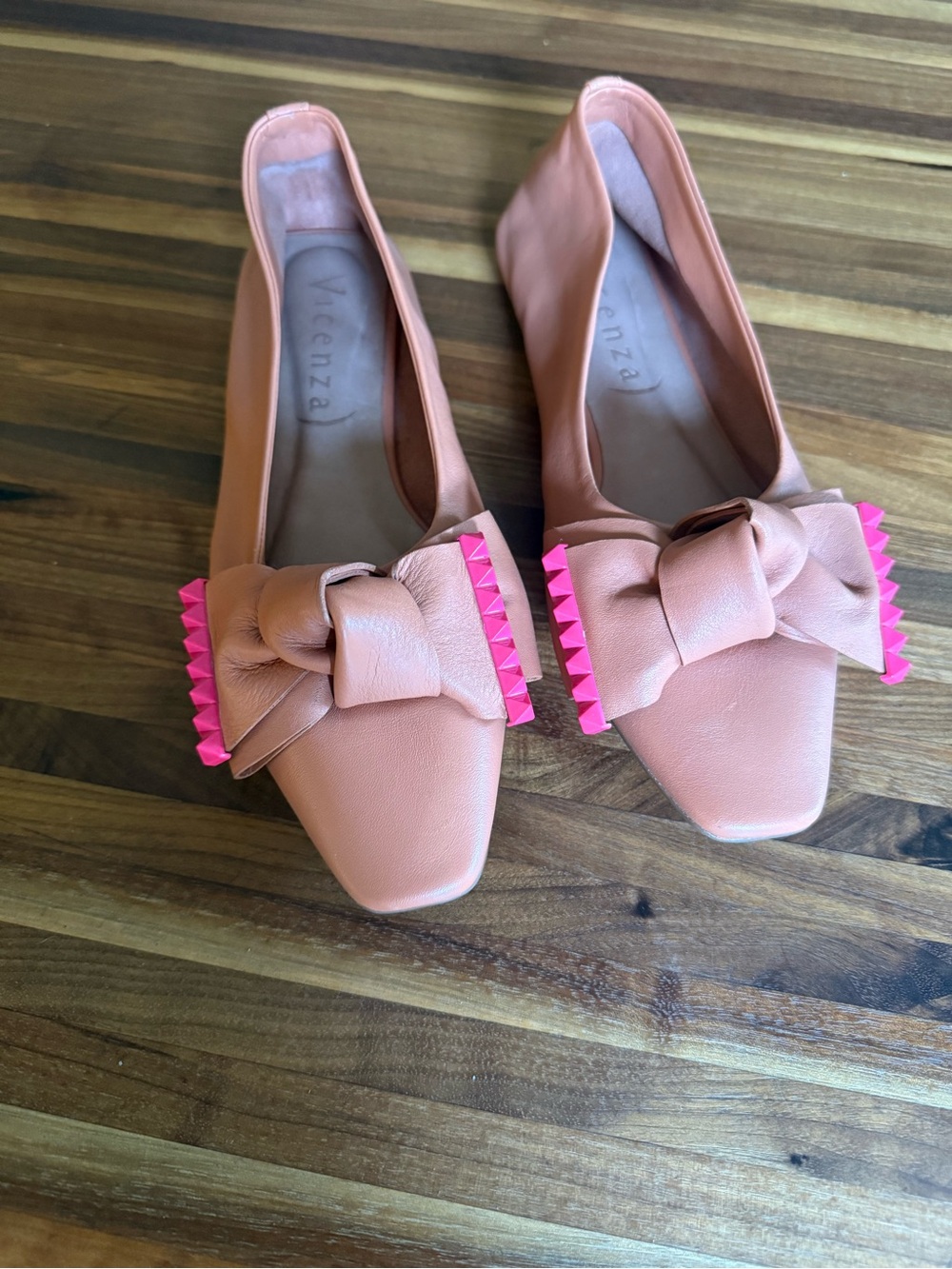 Vicenza anthropology Pink Bow Leather Ballet Flats
